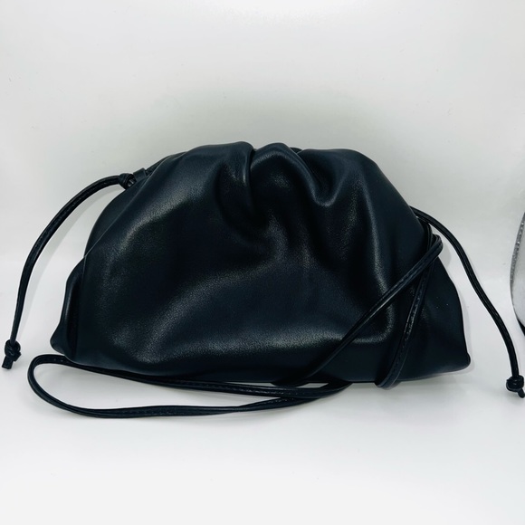 Sold-Bottega Veneta Mini Pouch - Picture 7 of 7